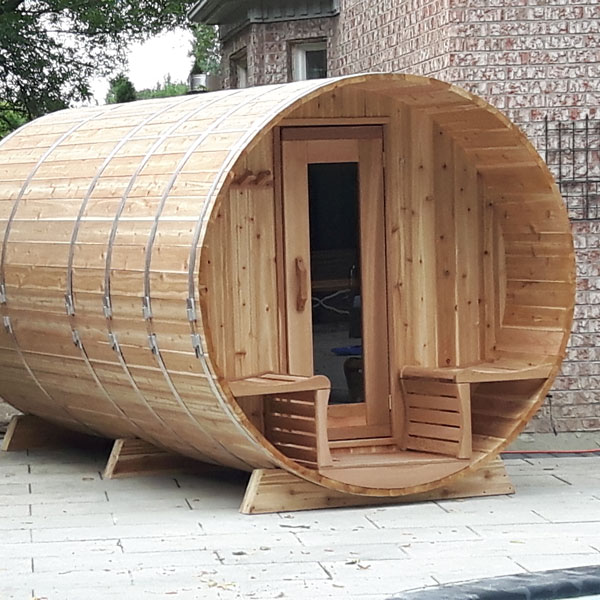 Barrel Sauna 7'x6' with Change room & Porch - Knotty Cedar