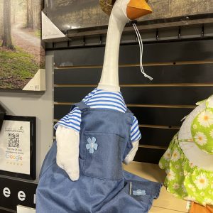 Giddy the Goose - Gardener
